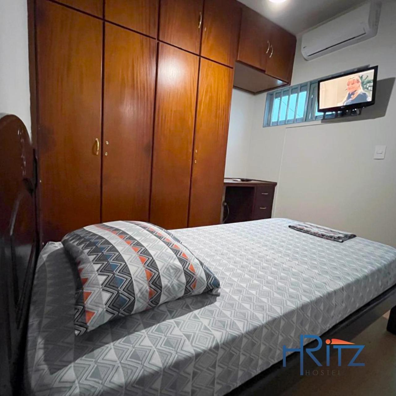 Ritz Hostel Araçatuba Εξωτερικό φωτογραφία